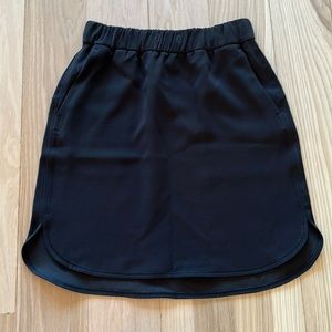 Lululemon woven skirt